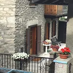 Bed & Breakfast La Vieille Meison De Pappa