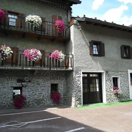Bed & Breakfast La Vieille Meison De Pappa Sarre