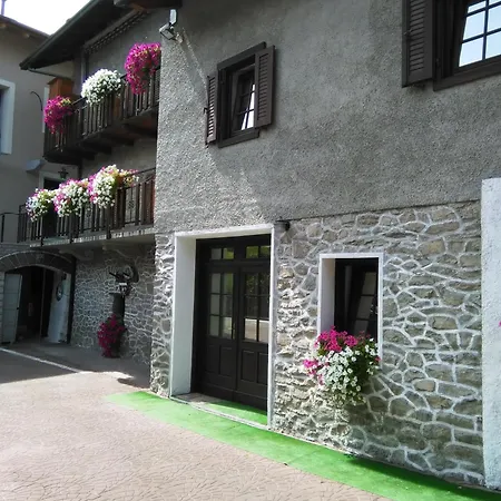 La Vieille Meison De Pappa 3* Sarre